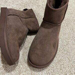 UGG Chocolate Brown Winter Boots